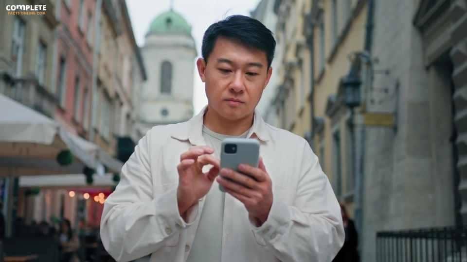 No Mobiles for Tourists
